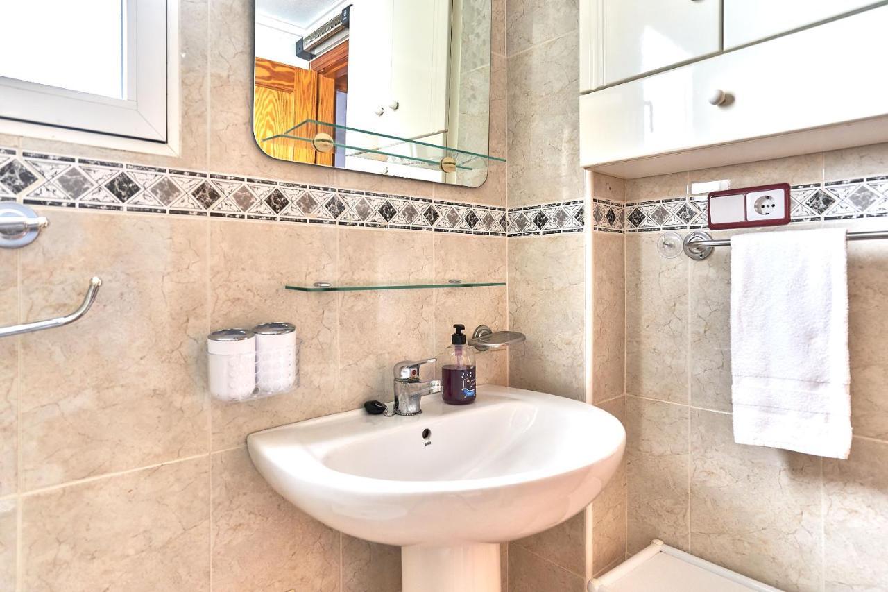 Espanhouse David 2 Bedroom Apartment Torrevieja With Pool Екстер'єр фото
