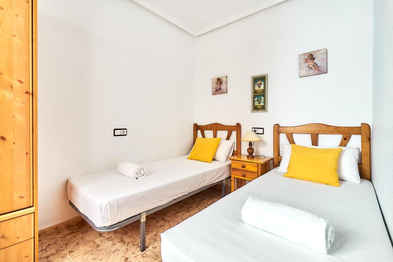 Espanhouse David 2 Bedroom Apartment Torrevieja With Pool Екстер'єр фото